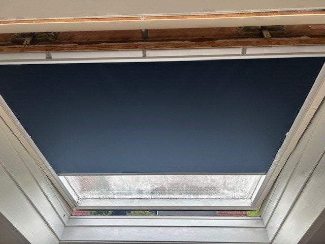 Velux rolgordijn verduisterend, Huis en Inrichting, Ophalen, Overige materialen, Gebruikt, Rolgordijn