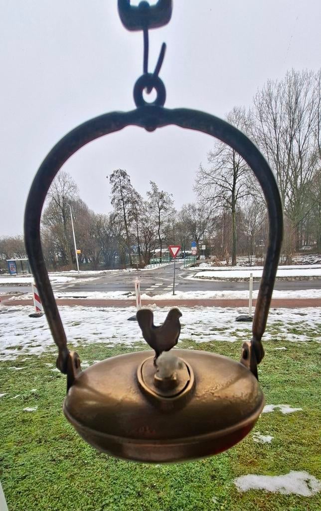 Antieke bronzen olielamp met haan decoratie, Antiek en Kunst, Ophalen of Verzenden