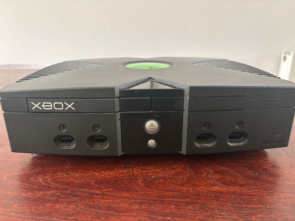 Omgebouwde Xbox, Spelcomputers en Games, Spelcomputers | Xbox Original, Ophalen, Zo goed als nieuw, Met 1 controller