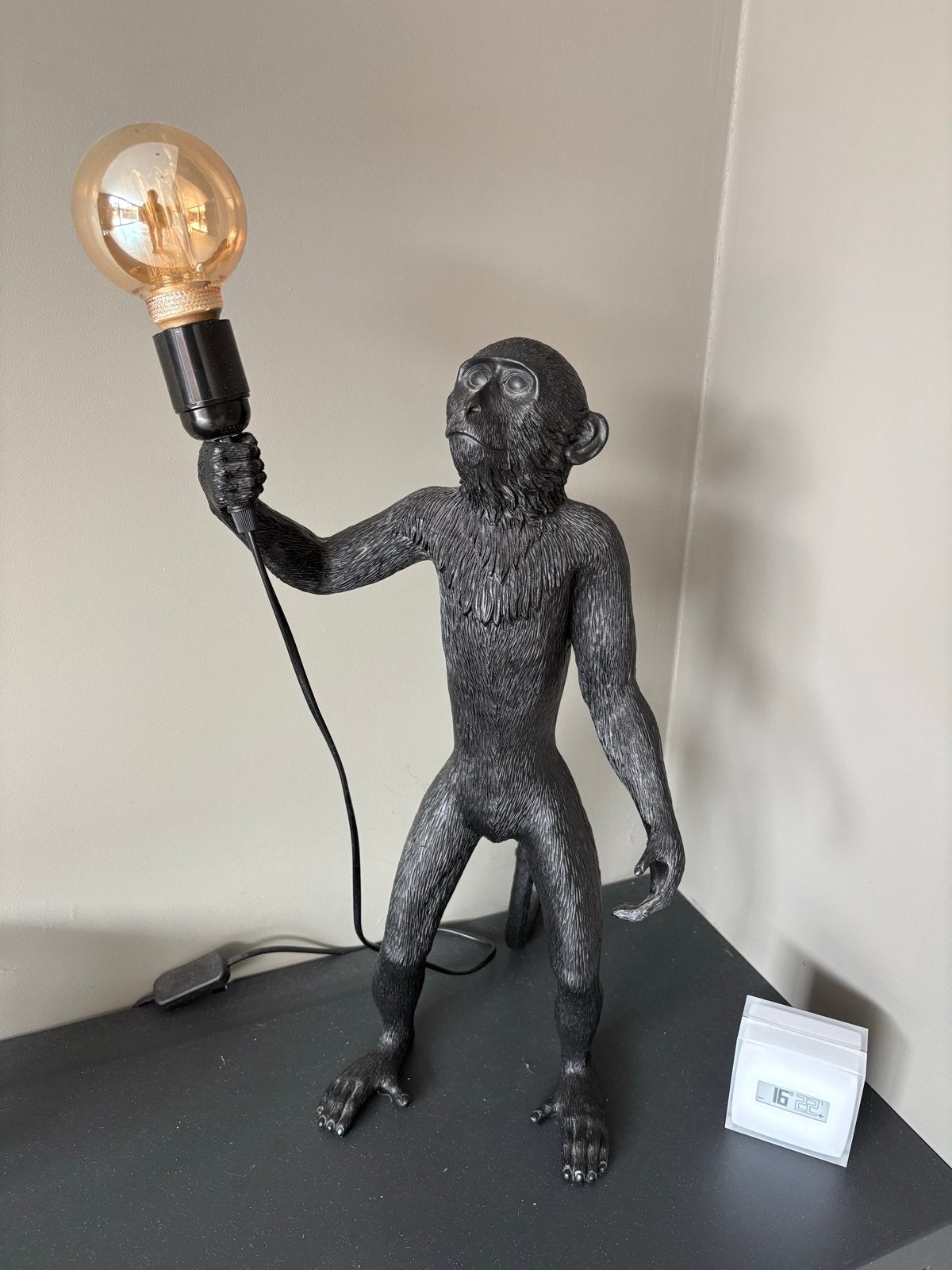 Aap lamp - Tafellamp in de vorm van een aap, Huis en Inrichting, Overige merken, Kunststof, Zwart, E27 (groot)