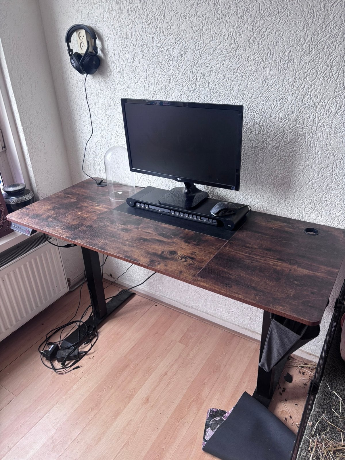 Verstelbaar bureau 140x60, Huis en Inrichting, Ophalen, Zo goed als nieuw