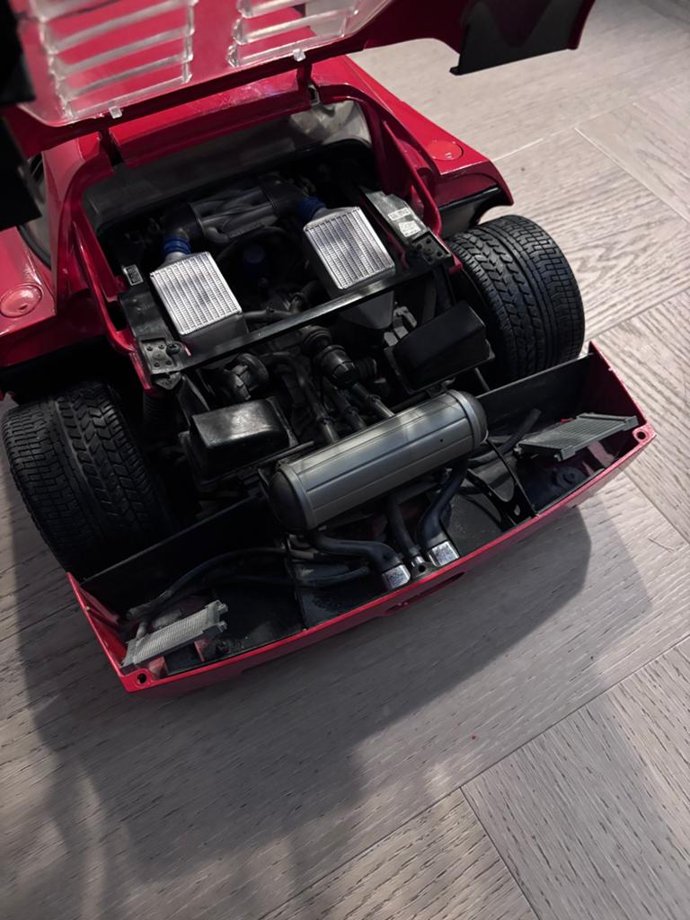 Gedetailleerd model van pocher Ferrari F40 - Schaalmodel, Hobby en Vrije tijd, Overige merken, Auto, 1:32 tot 1:50, Ophalen of Verzenden