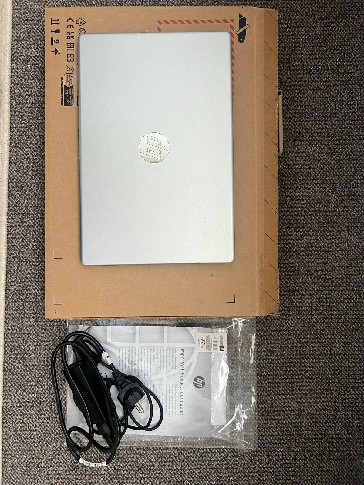 HP Laptop 14-em0055nd - AMD Ryzen 5, 16GB RAM, 512GB SSD, Computers en Software, Windows Laptops, Zo goed als nieuw, 14 inch, SSD
