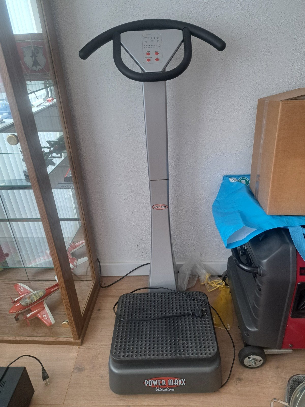 Power Maxx Vibrations Trilplaat - Zo goed als nieuw, Sport en Fitness, Ophalen, Kunststof, Buik, Trilplaat