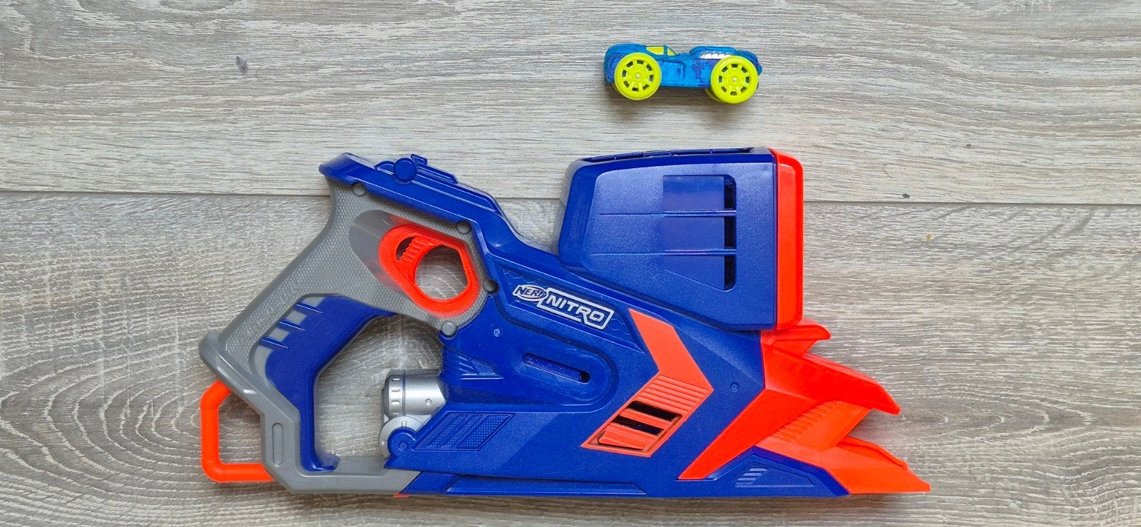 Nerf Nitro Blaster met auto, Ophalen, Gebruikt, Jongen of Meisje