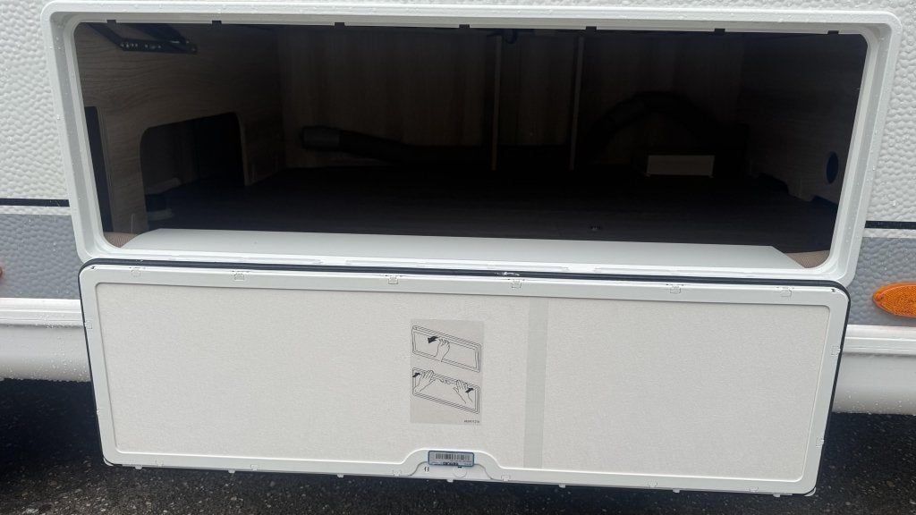Foto 20 van Hobby De Luxe 460 UFE 2026 NIEUW!