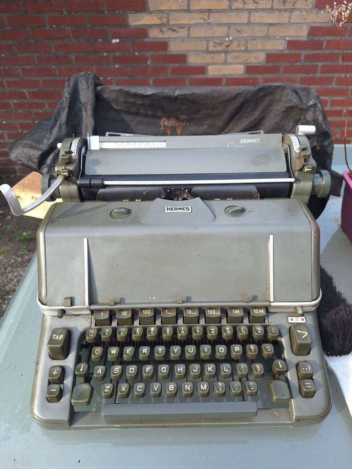 Hermes typemachine, Ophalen, Gebruikt