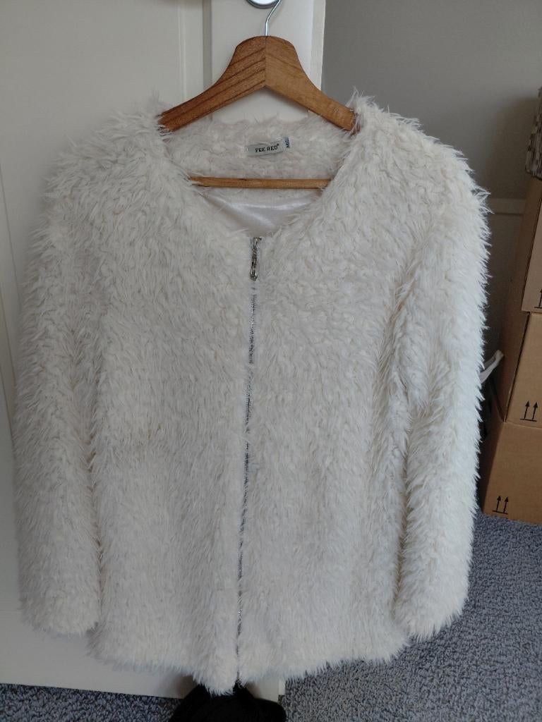 Fee Red zacht wit vest maat M/L, Maat 38/40 (M), Wit, Ophalen of Verzenden, Gedragen