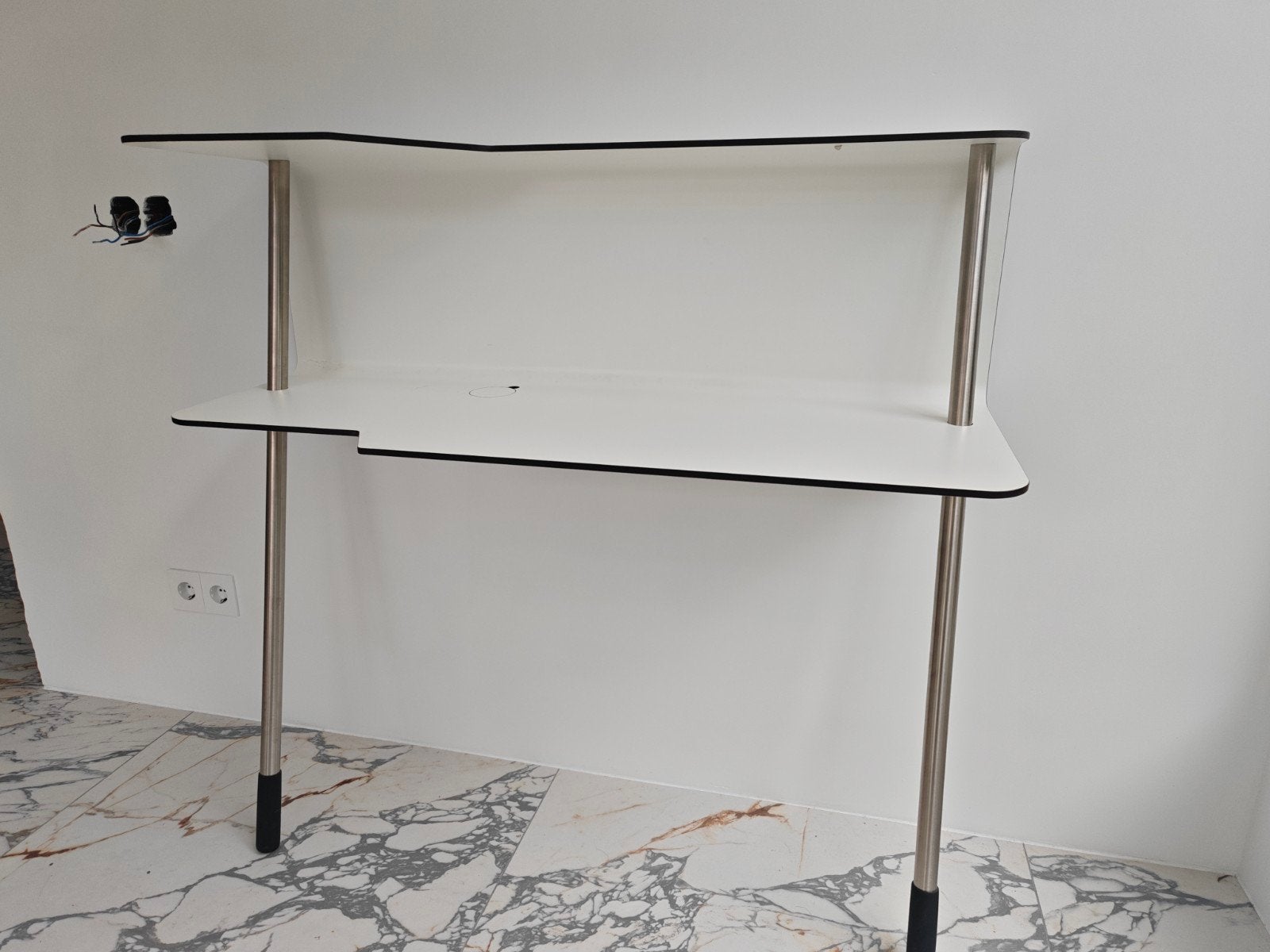 Ruimtebesparende design wand bureau van Jonas & Jonas, 110 cm, Ophalen of Verzenden, Overige merken, Overige materialen