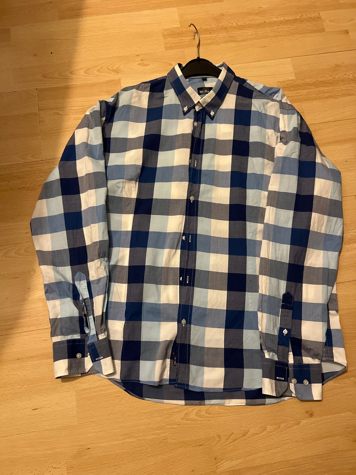 McNEAL Geruit Overhemd - Blauw/Wit, Kleding | Heren, Overhemden, Ophalen of Verzenden, Zo goed als nieuw, Blauw, Halswijdte 41/42 (L)