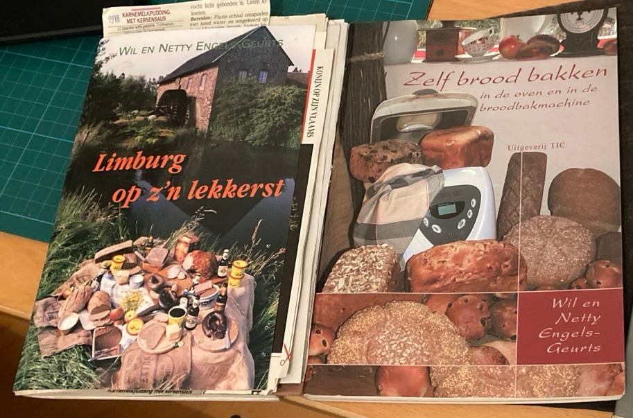 Zelf brood bakken & Limburg op z'n lekkerst, Boeken, Kookboeken, Ophalen of Verzenden, Gelezen, Nederland en België, Overige typen
