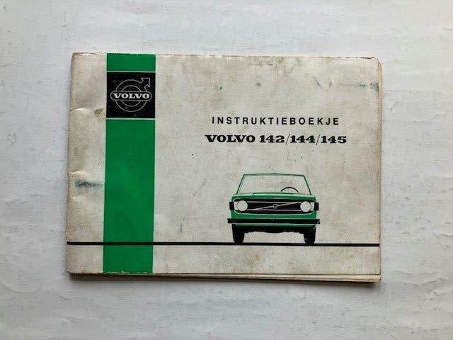 Volvo 142/144/145     instructieboekje    1973     NL, Auto diversen, Handleidingen en Instructieboekjes, Ophalen of Verzenden