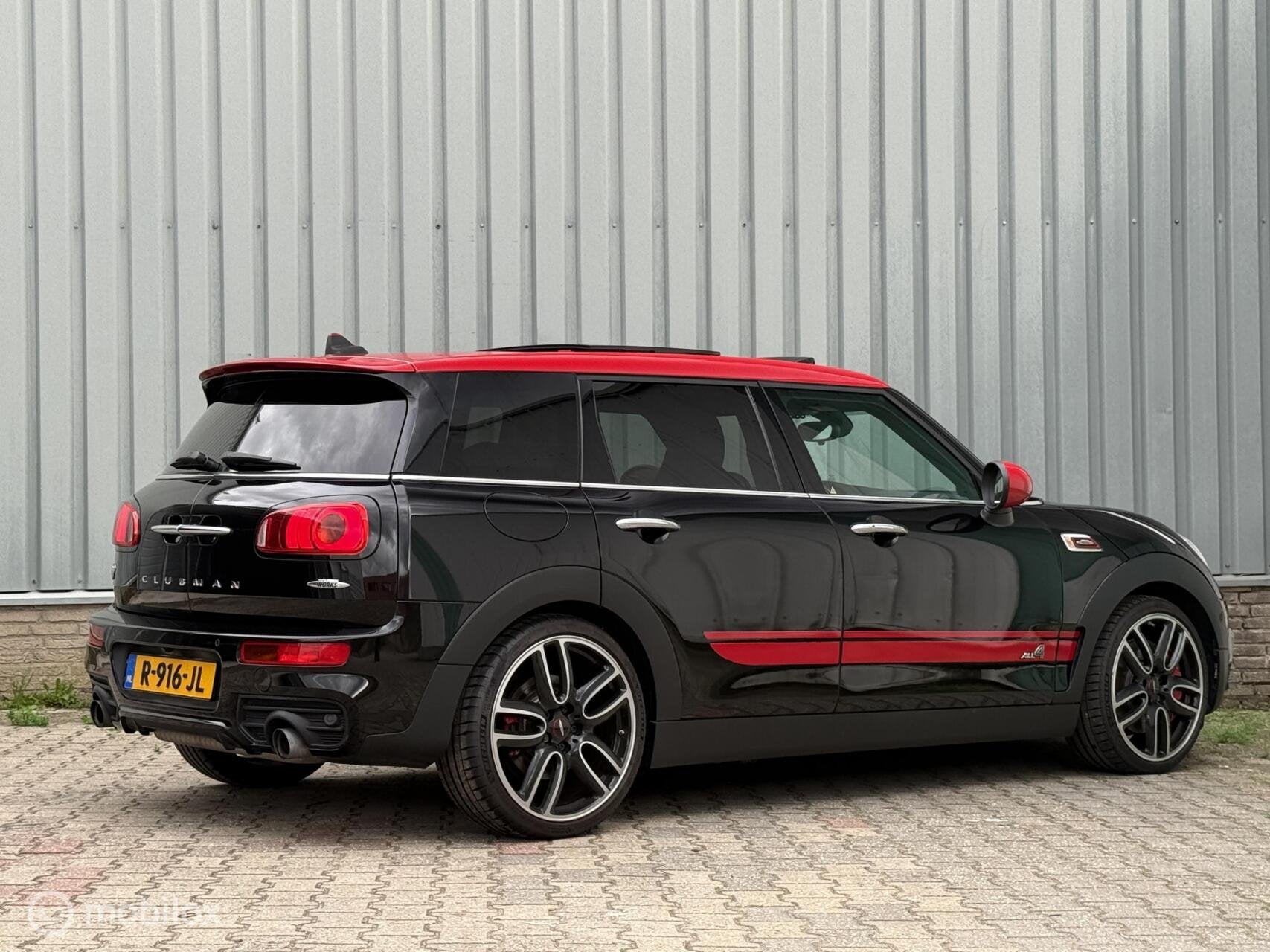 Mini Clubman 2.0 JCW | ALL4 | 232PK | Automaat | H/K | HUD, Automaat, 1998 cc, 4 cilinders, 1465 kg