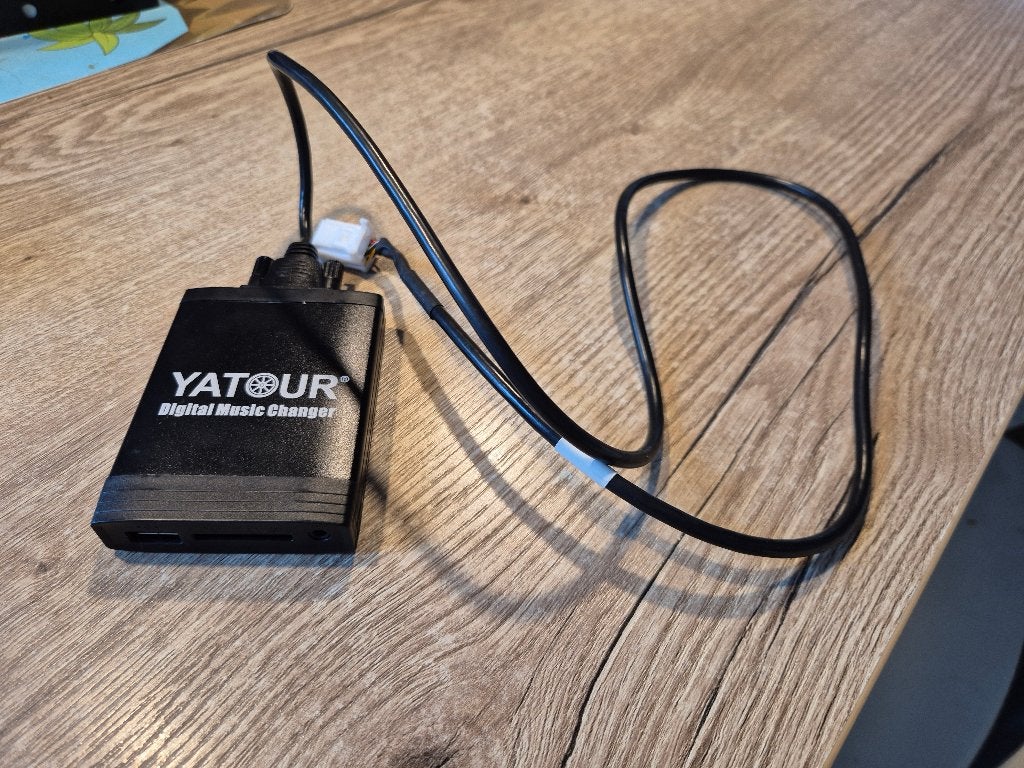 Yatour Digital Music Changer, Ophalen of Verzenden, Gebruikt