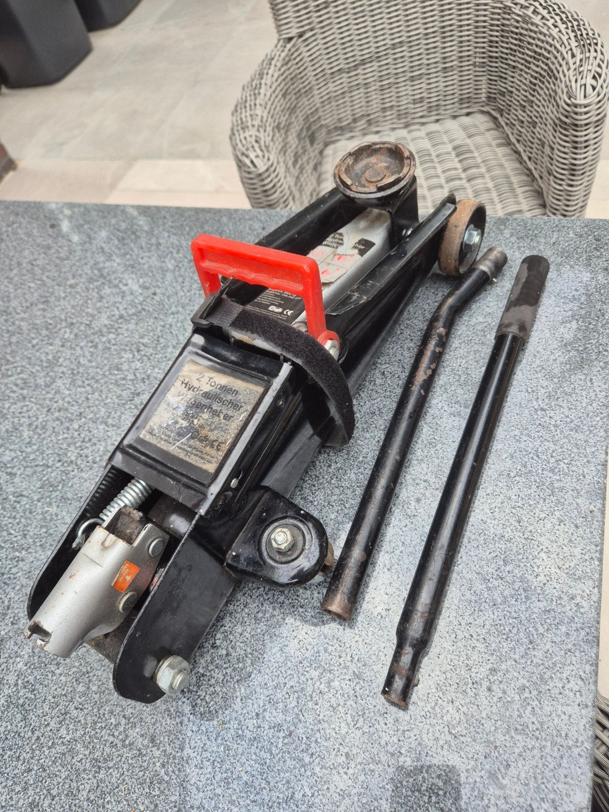 Autokrik te koop, Ophalen, Zo goed als nieuw, Hydraulisch, Garagekrik