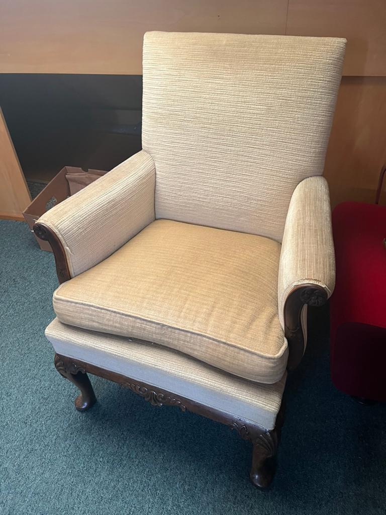 Mooie oude stoel, sierlijk, gratis!, Ophalen, Zo goed als nieuw, 75 tot 100 cm, 50 tot 75 cm