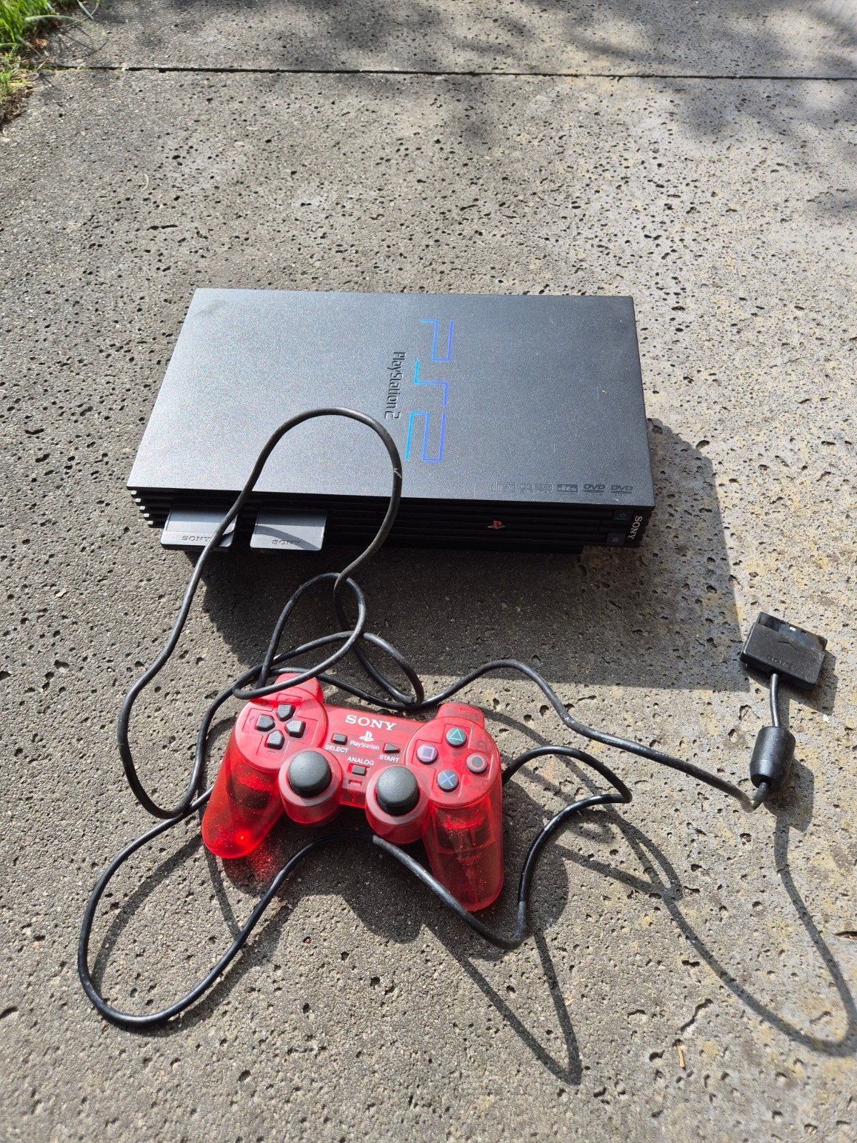 PlayStation 2 Slim met rode controller en 3 games, Ophalen, Zwart, Met 1 controller, Slim
