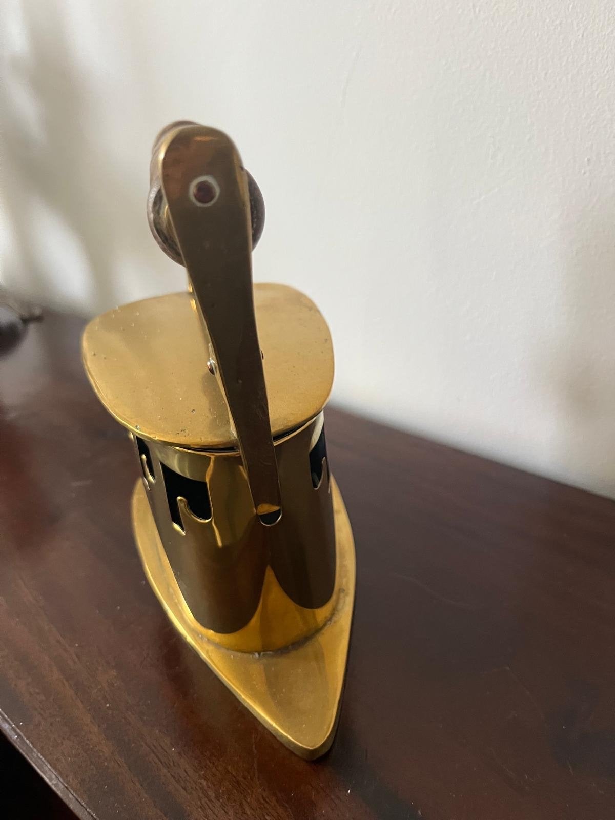 Antiek messing strijkijzer met houten handvat, Ophalen, Koper