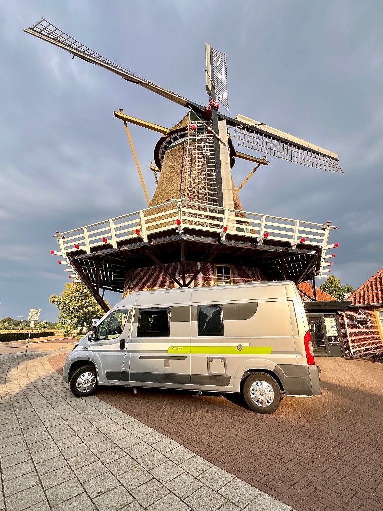 Fiat Ducato Adria 5,99m 2.3L diesel 2016 nieuwe aandrijfriem, Caravans en Kamperen, Ringverwarming, Koelkast, Fiat, Tot en met 3