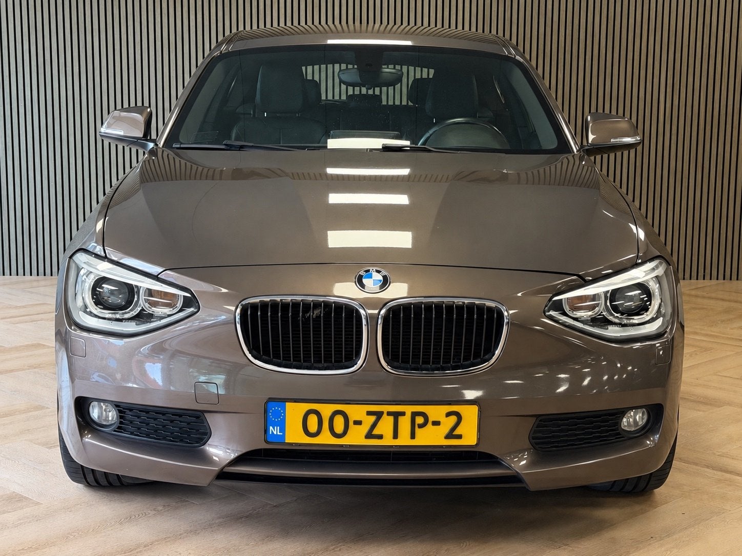 Foto 2 van BMW 1-serie 116i Upgrade Edition AIRCO CRUISE NAVIGATIE PDC