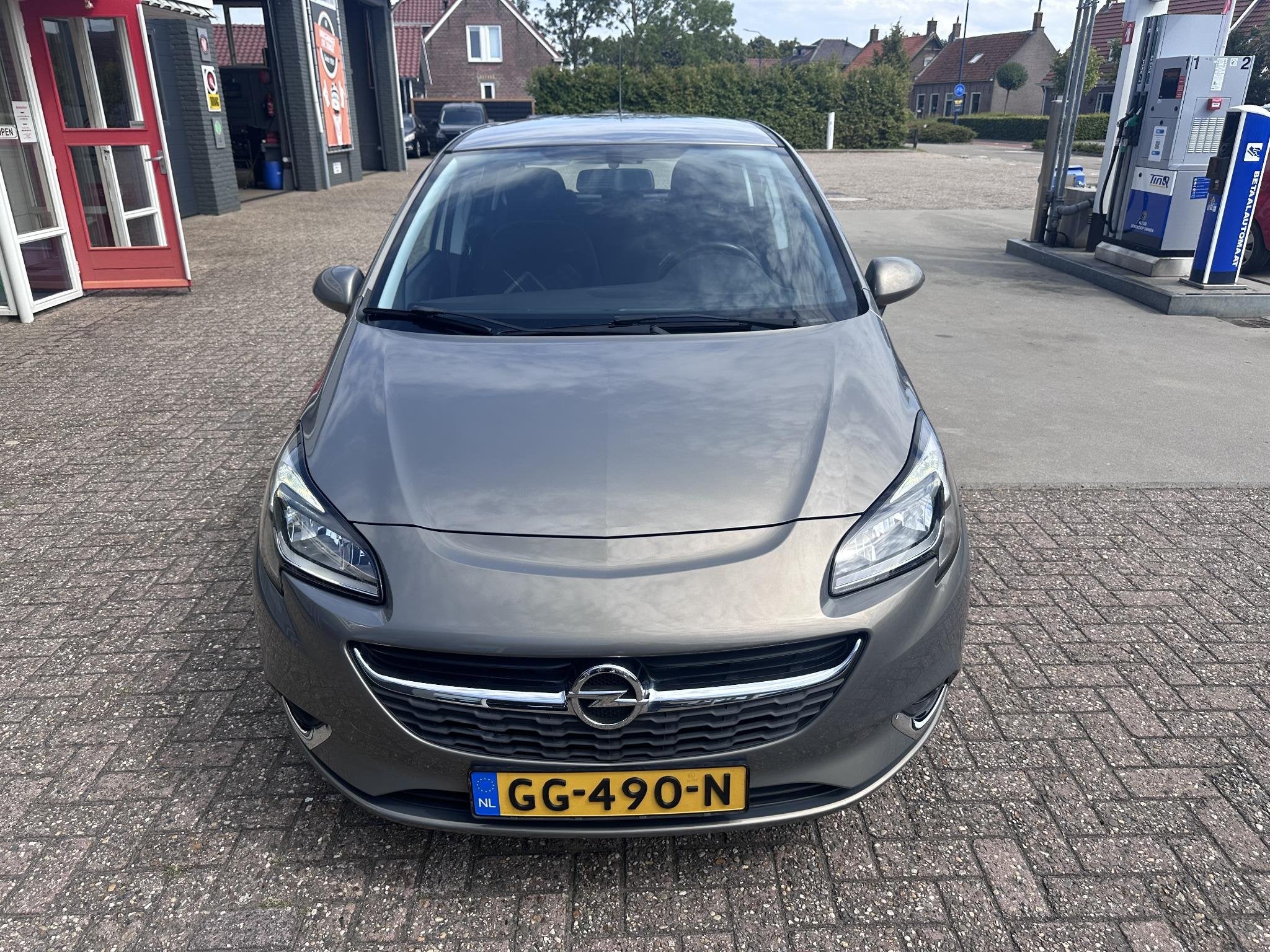 Opel Corsa 1.4 Color Edition, 12 maanden, Gebruikt, 4 cilinders, 49 €/maand