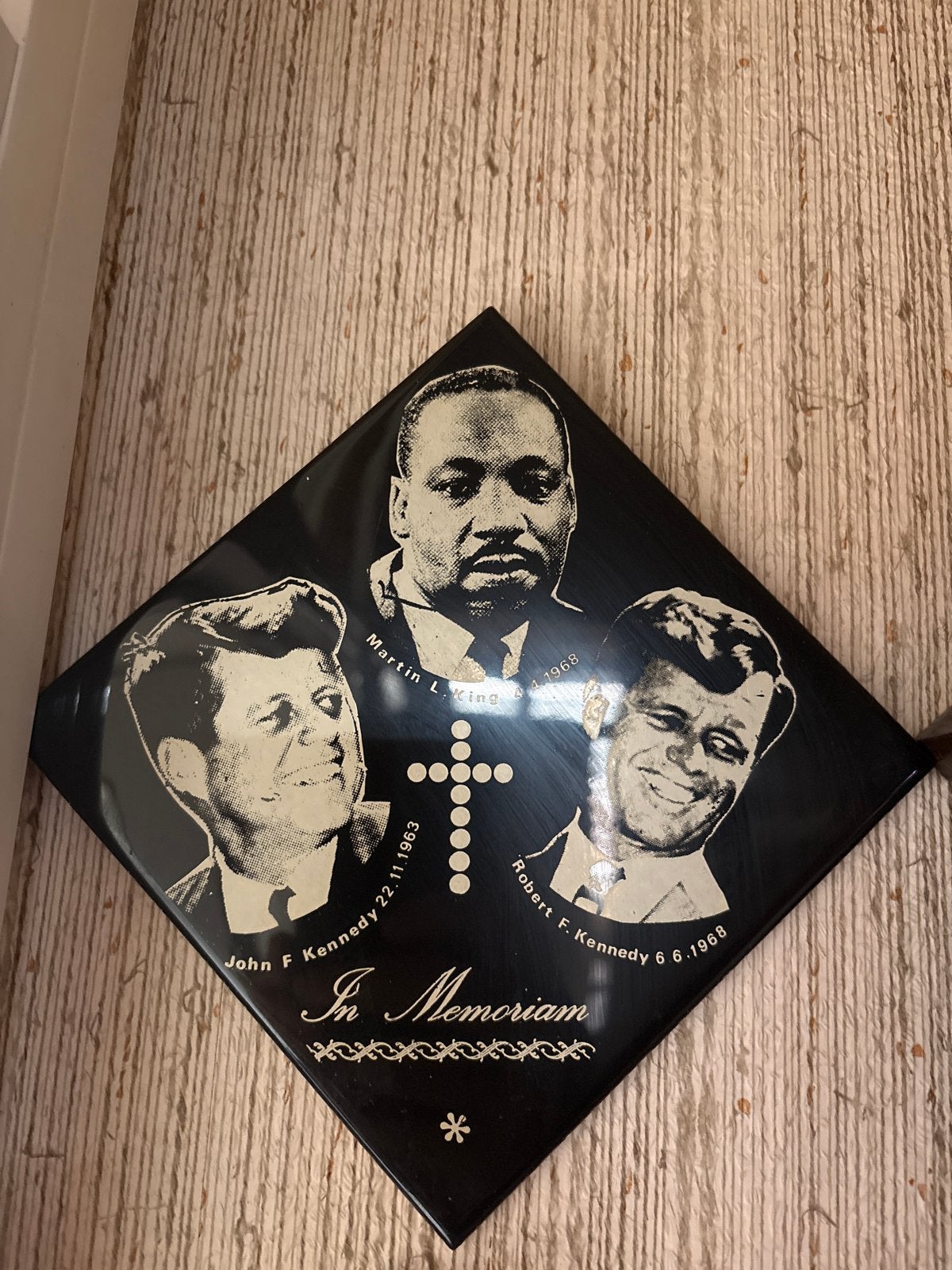 In Memoriam: JFK, MLK, Robert F. Kennedy Tegel, Verzenden
