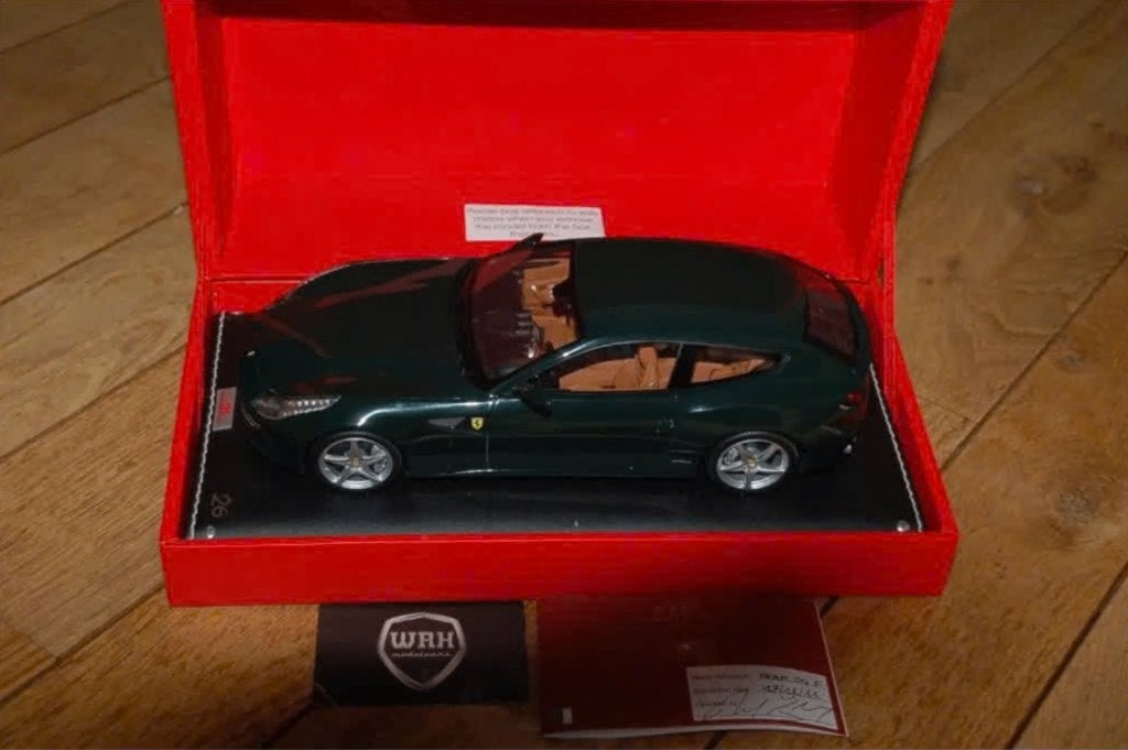 1:18 FERRARI FF british racing green MR models in box WRH, Hobby en Vrije tijd, Verzenden, Zo goed als nieuw, Auto, Overige merken