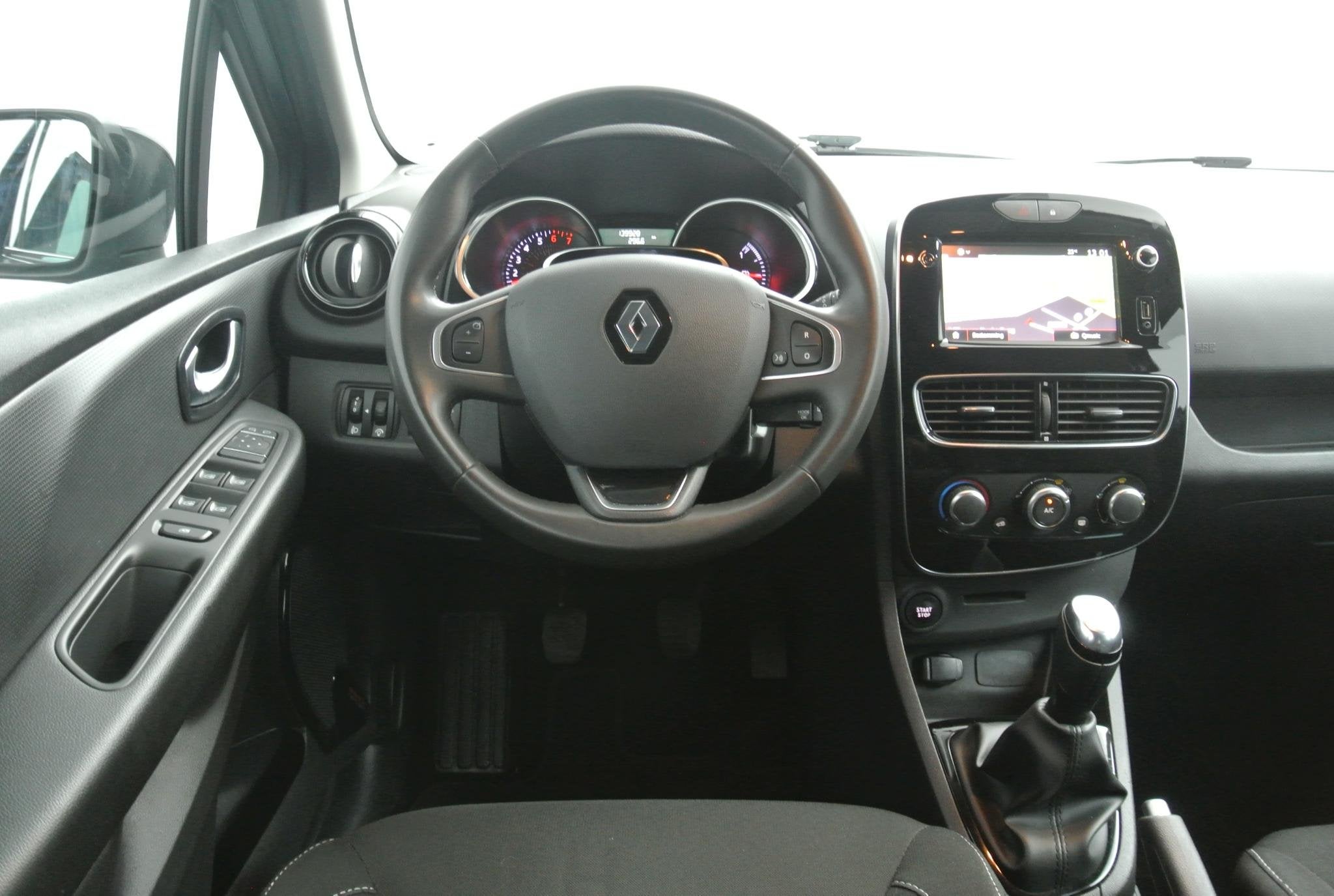 Renault Clio TCe 90 Limited | Navigatie | Airco | Parkeersen, Voorwielaandrijving, 898 cc, Stof, Gebruikt
