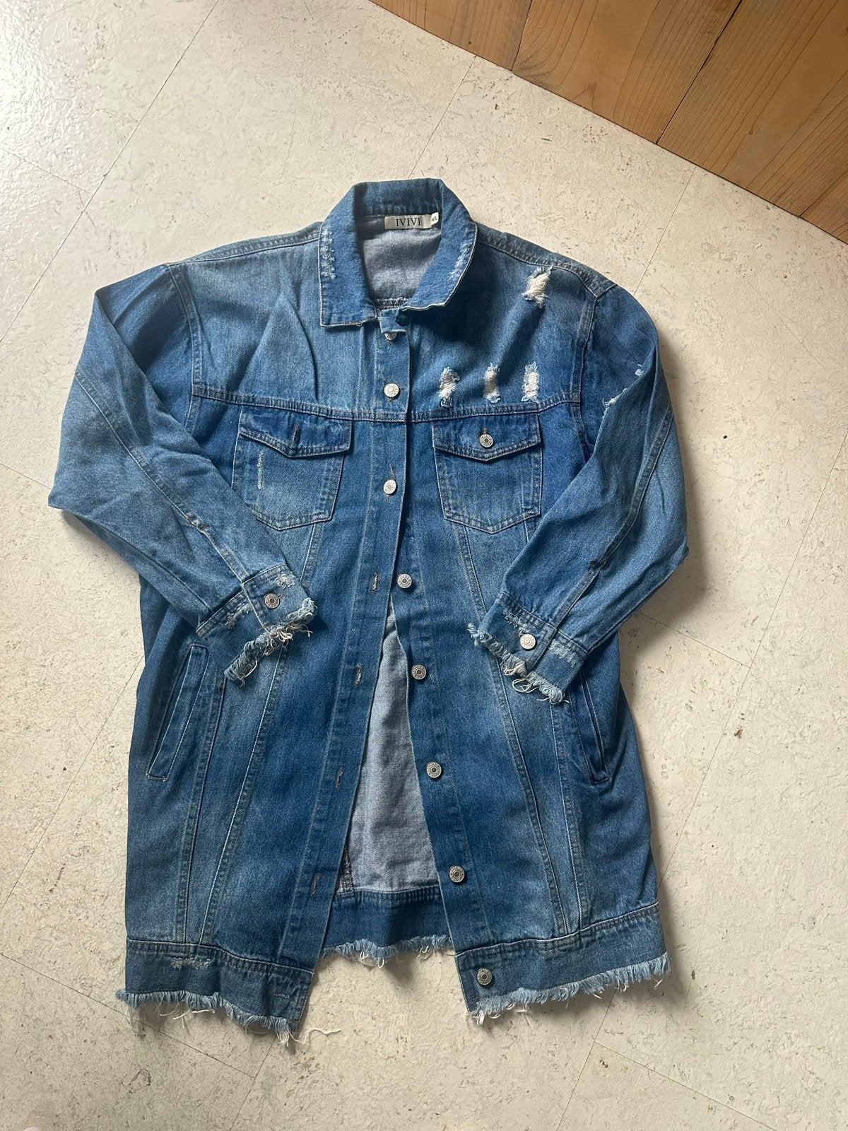 Lange spijkerjas met scheuren - IVIVI, Ophalen of Verzenden, Gedragen, Maat 38/40 (M), Blauw