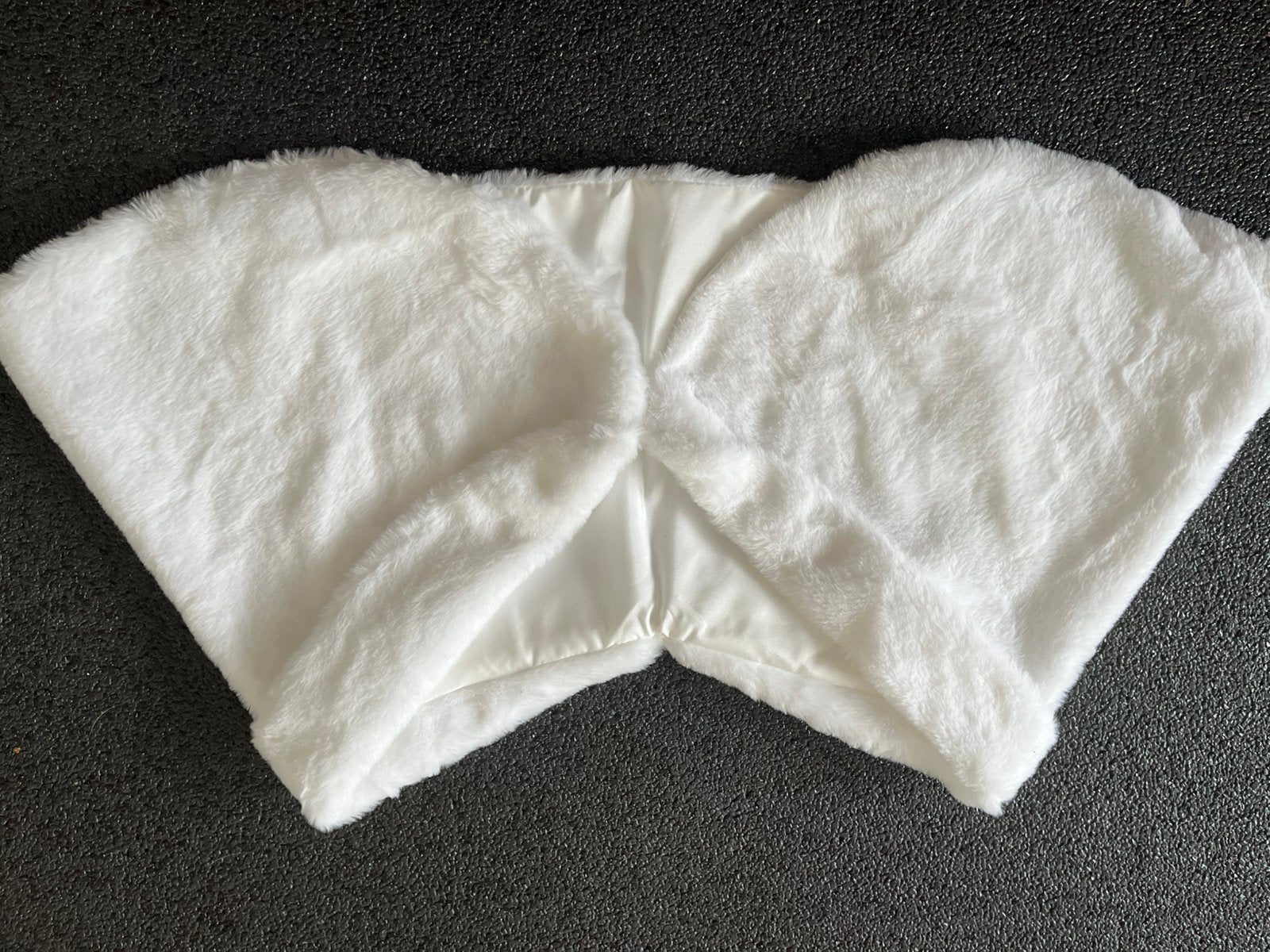 Bont jasje stola met kraagje en sluiting wit nieuw, Kleding | Dames, Ophalen, Nieuw, Wit, Accessoires
