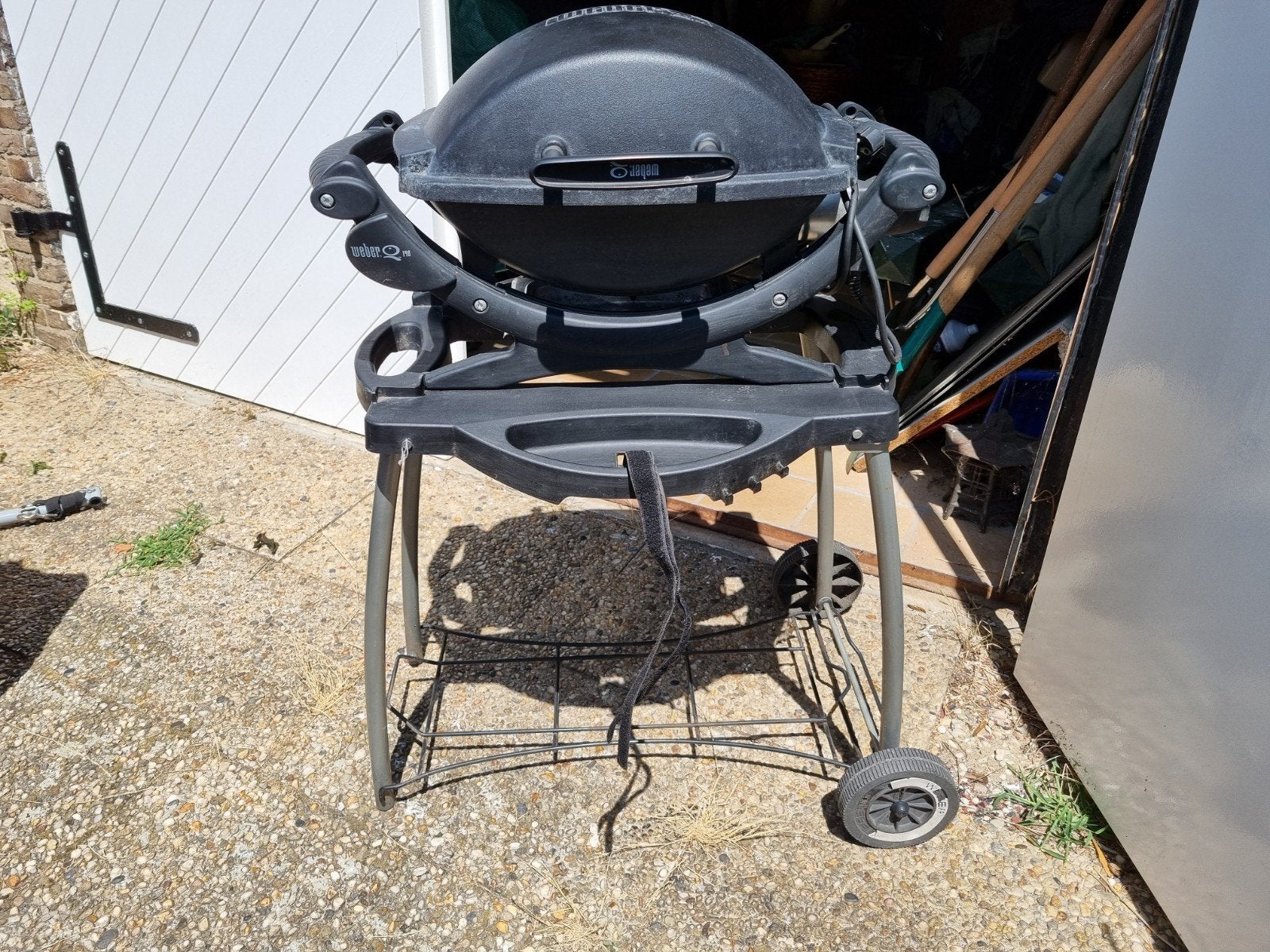 Weber elektrische barbecue Q140 met onderstel en hoes, Tuin en Terras, Elektrische barbecues, Ophalen of Verzenden