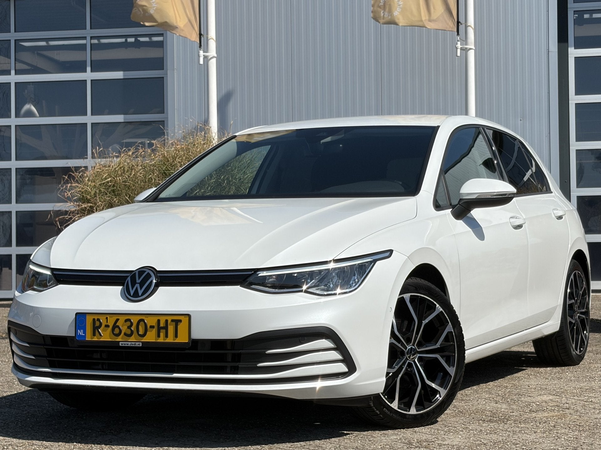 Volkswagen Golf 1.5 eTSI Style 150pk DSG | Virtual Cockpit |, 4 cilinders, 150 pk, Wit, Bedrijf