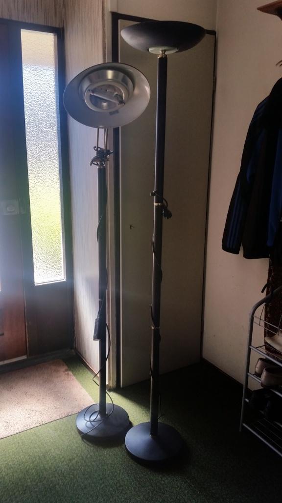 2 staande DIMBARE lampen waarvan 1 met beweegbaar gedeelte, Ophalen, Glas, Gebruikt, Modern