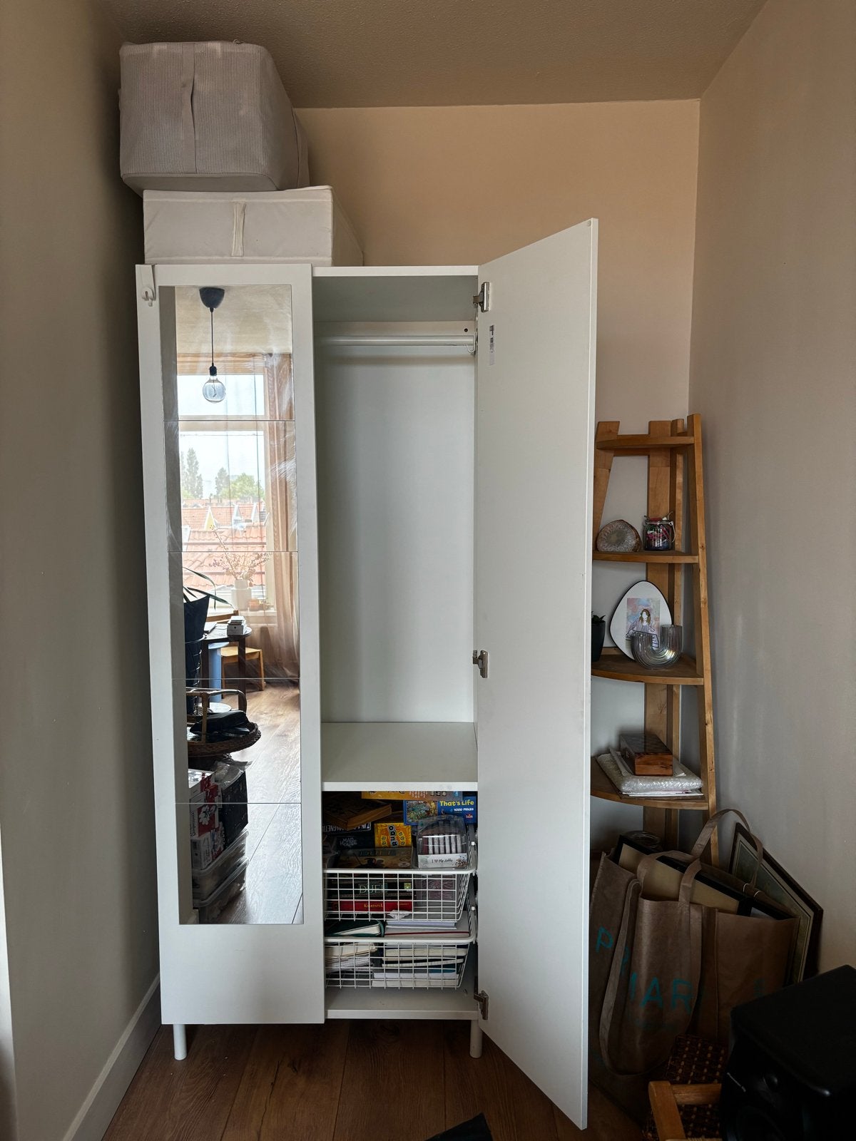 IKEA Platsa kast met spiegeldeuren en draadmanden, Huis en Inrichting, Ophalen, Gebruikt, 50 tot 100 cm, Met lade(s)