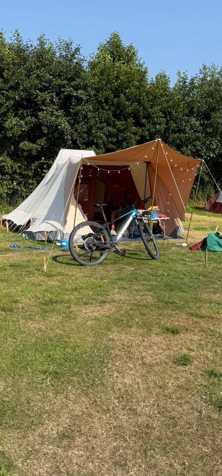 De waard kleine zilvermeeuw met varioluifel en zij stukken., Caravans en Kamperen, Tenten, Ophalen, Gebruikt, Tot en met 4