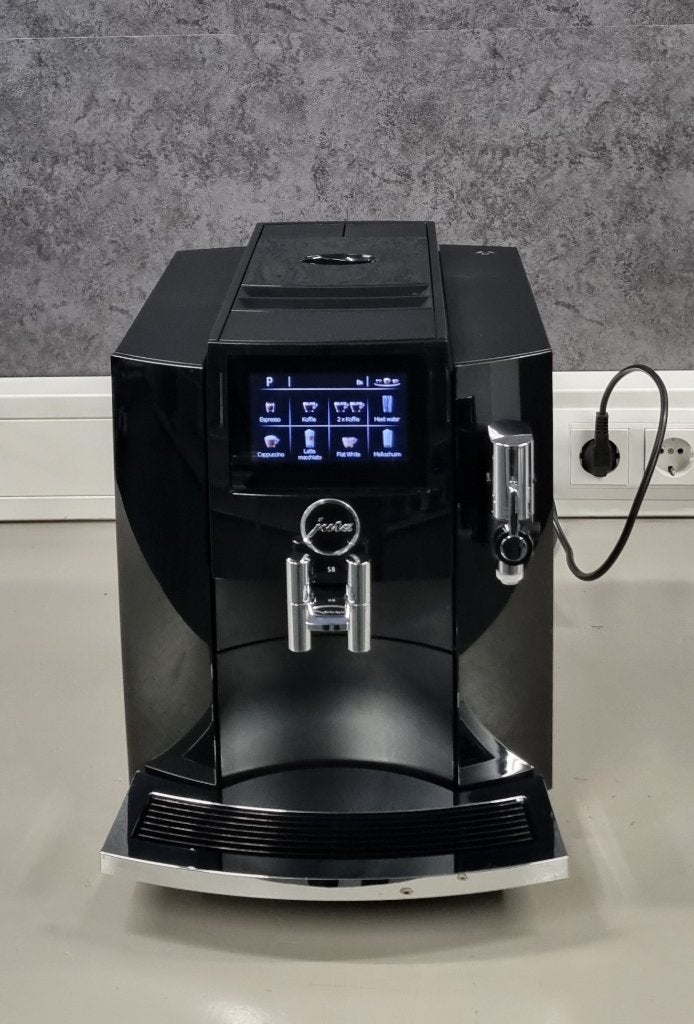 Jura S8 Touchscreen MET GARANTIE EN SERVICEBEURT, 10 kopjes of meer, Ophalen of Verzenden, Gemalen koffie, Afneembaar waterreservoir