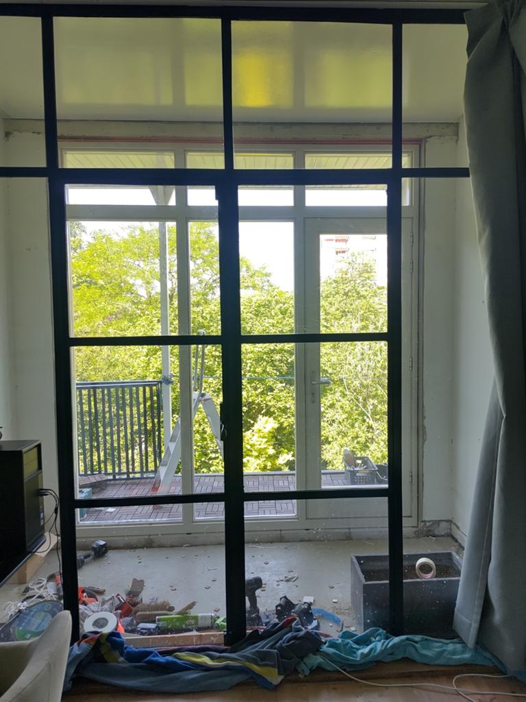 Oude stalen pui voor binnen met openslaande 2 deuren, Doe-het-zelf en Verbouw, Kozijnen en Schuifpuien, Ophalen, Gebruikt, 225 cm of meer