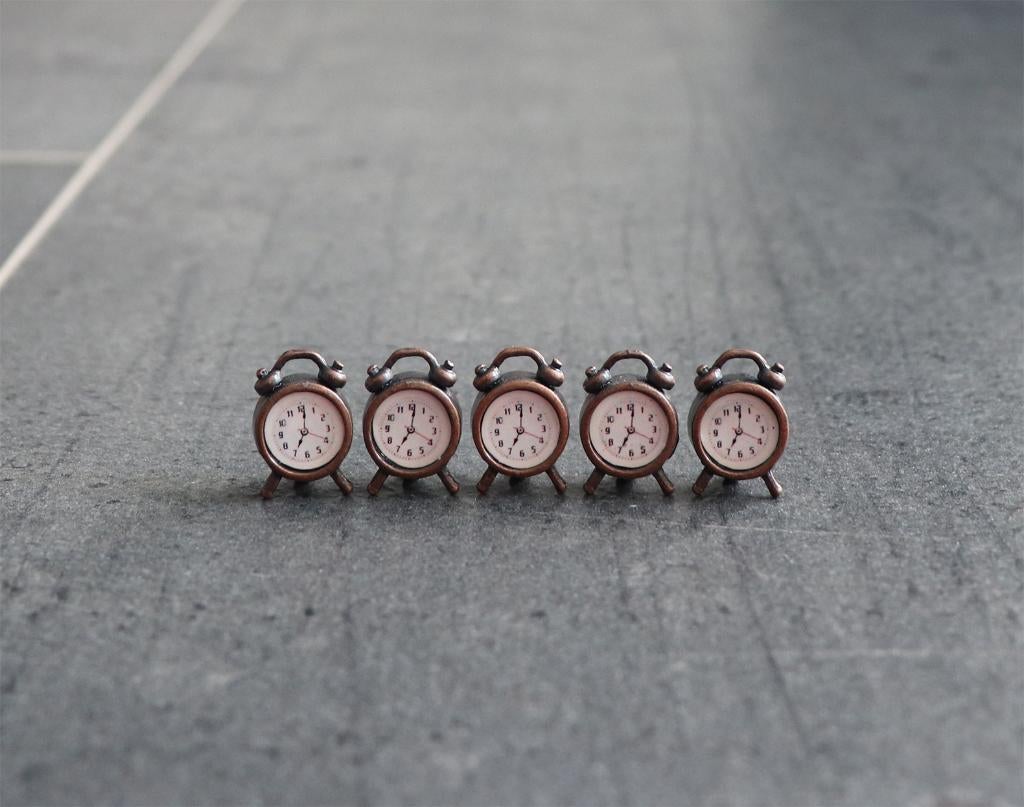 Retro wekker klok miniatuur nieuw 1:12 - Brons, Ophalen of Verzenden, Nieuw, Decoratie
