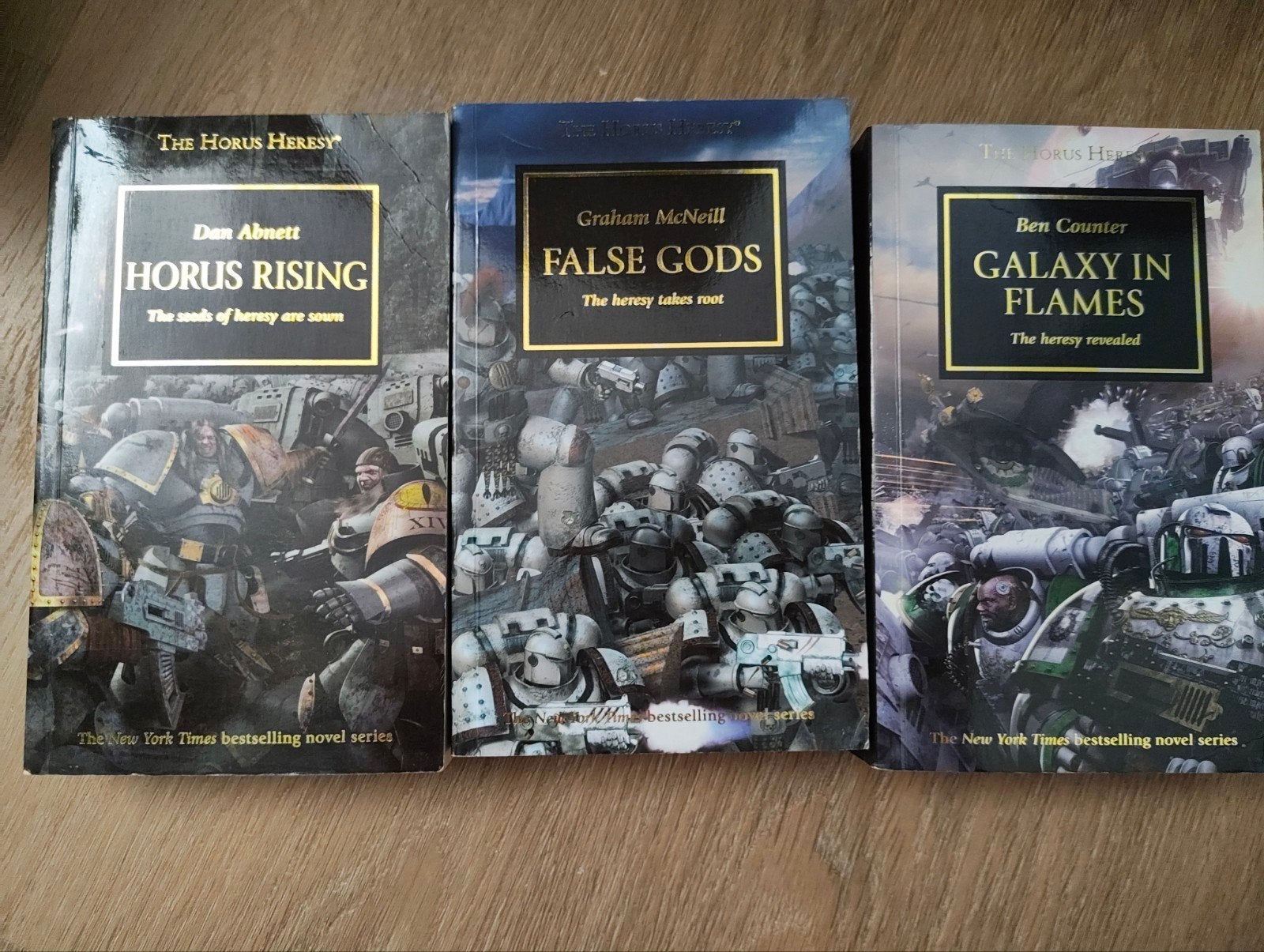 The Horus Heresy Boekenreeks - Deel 1, 2 en 3, Boeken, Romans, Gelezen, Wereld overig, Ophalen of Verzenden