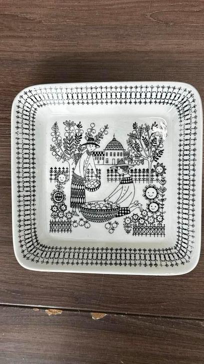 Vintage Arabia Finland "Emilia" - Esteri Tomula Design - MCM, Antiek en Kunst, Ophalen of Verzenden