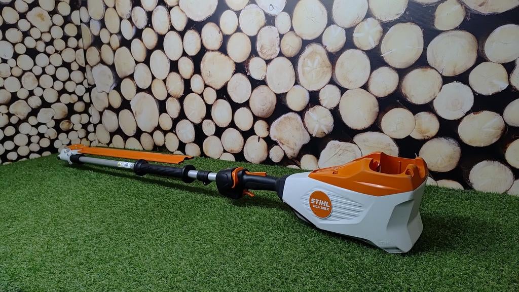 ZEER NETTE Stihl HLA 135 K Accu Stokheggenschaar Hoogsnoeier, Ophalen of Verzenden, Zo goed als nieuw, Accu, Stihl