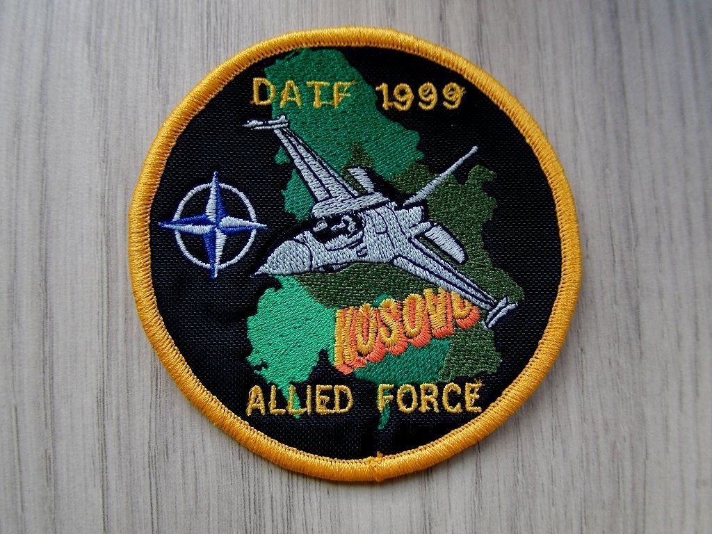 Patch RNLAF Deployable Air Task Force Kosovo 1999, Verzamelen, Verzenden, Luchtmacht, Nederland, Embleem of Badge