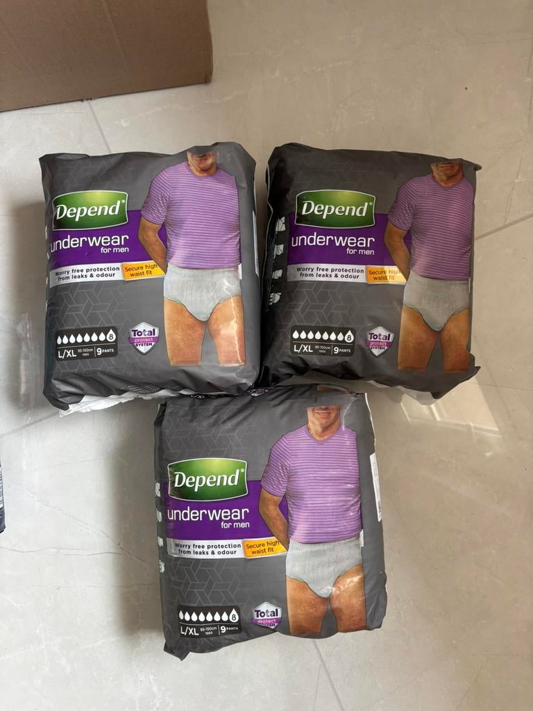 Incontinentie broekjes Depend XL level 8, Diversen, Verpleegmiddelen, Ophalen of Verzenden, Zo goed als nieuw