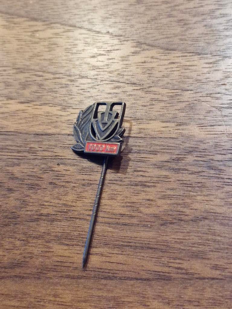 234 Vintage  IVV Speldjes Internationale Volkssport Verbond, Ophalen of Verzenden, Gebruikt, Transport, Speldje of Pin