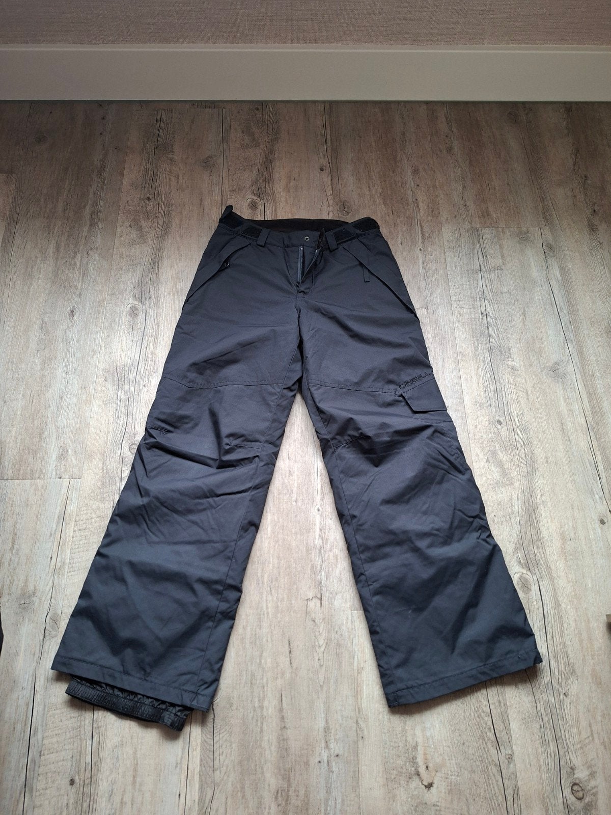 Zwarte ski broek van het merk O'Neill, maat 152, Ophalen of Verzenden, Zo goed als nieuw, Kinderen