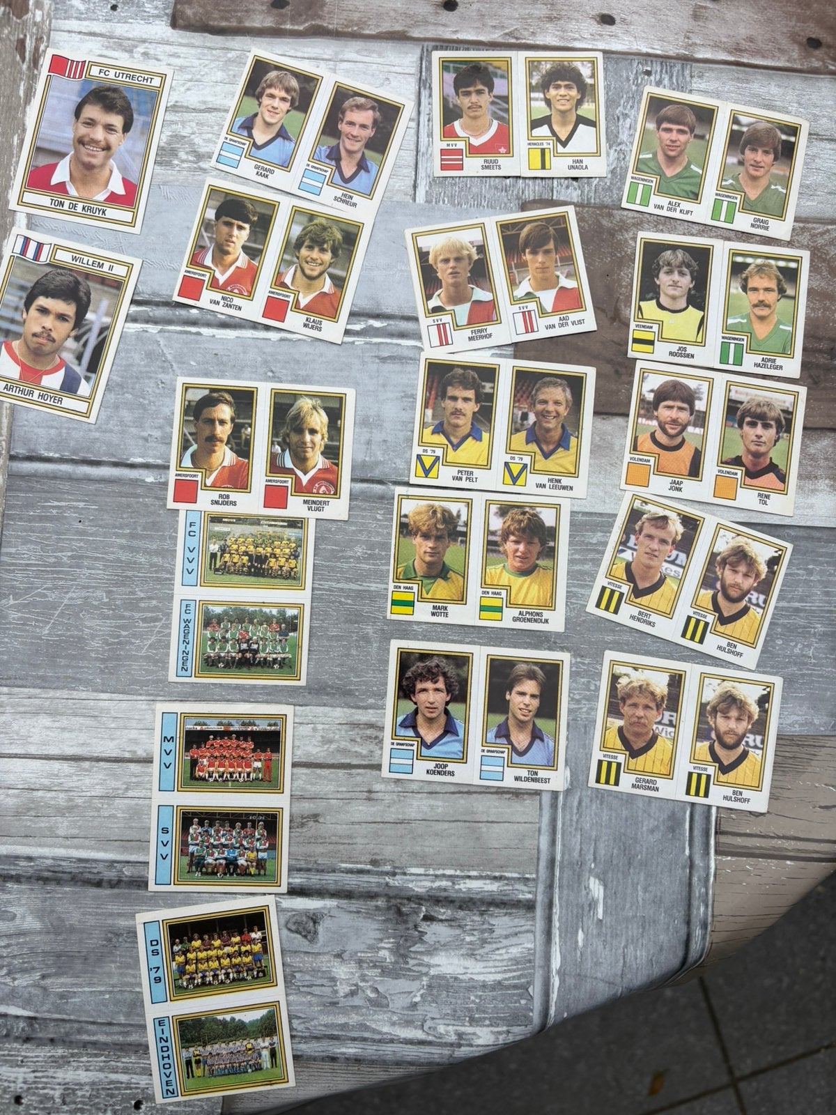 Panini stickers voetbal 1983, Ophalen of Verzenden, Zo goed als nieuw, Meerdere stickers