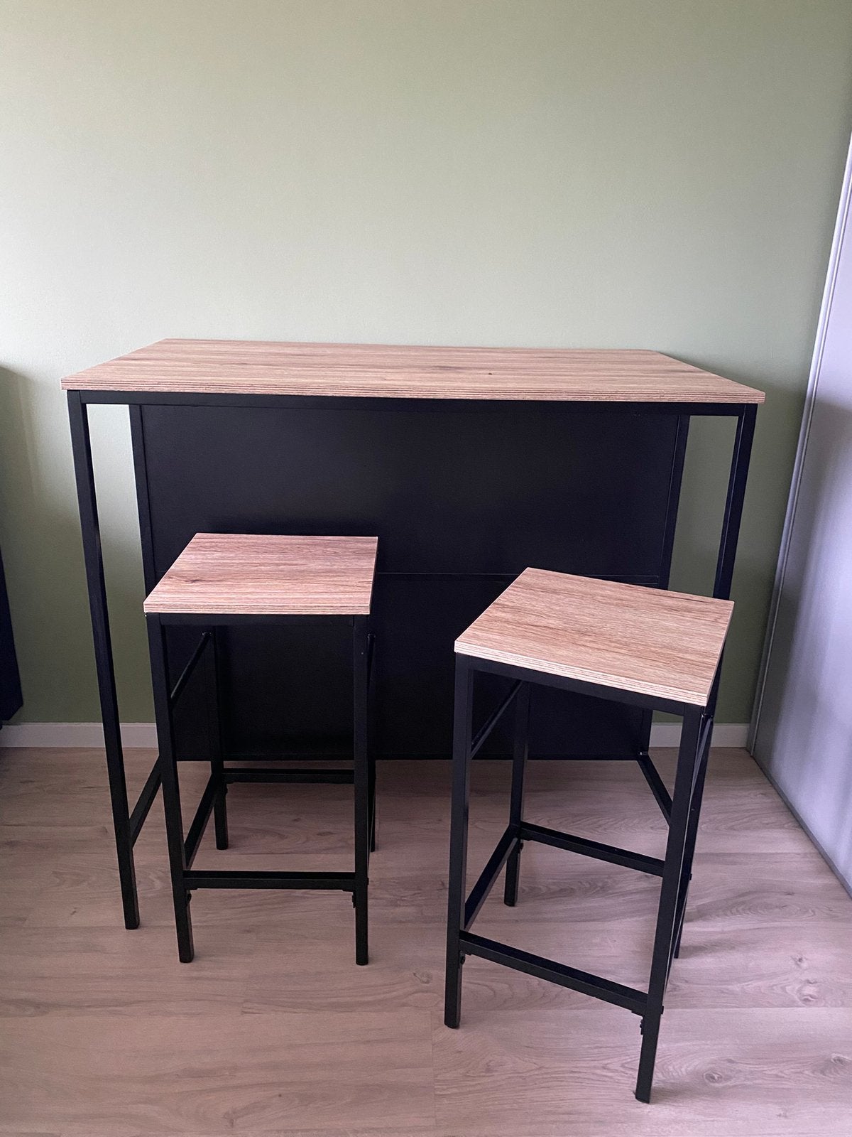 Bartafel met 2 krukjes, Huis en Inrichting, Barren, Ophalen, Zo goed als nieuw