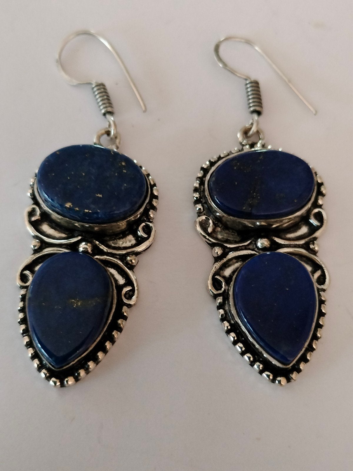 Zilveren oorbellen met lapis lazuli, Hangers, Nieuw, Met edelsteen, Zilver