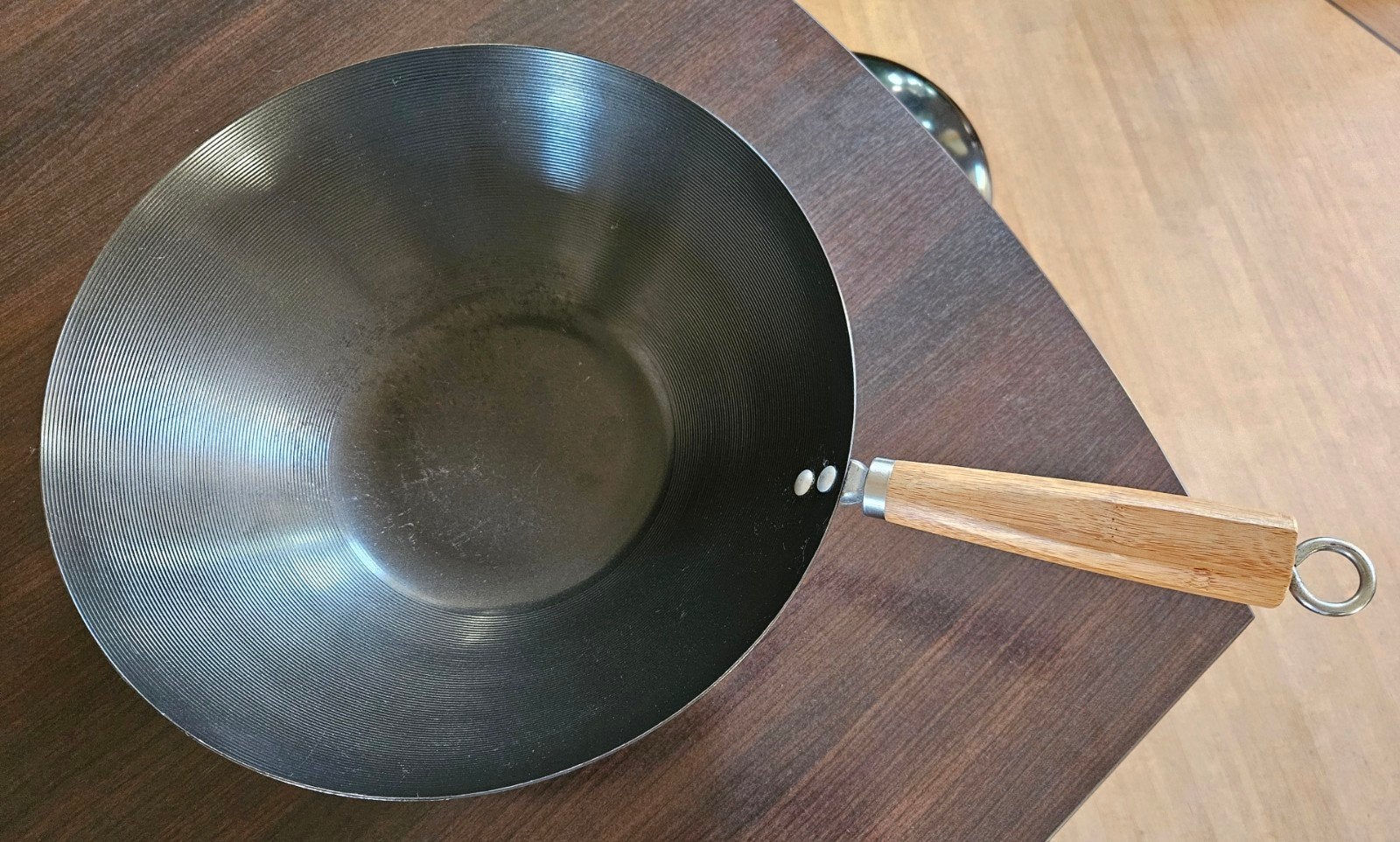Zware wokpan met houten handvat voor bijv op de BBQ, Huis en Inrichting, Keuken | Potten en Pannen, Ophalen of Verzenden, Gebruikt