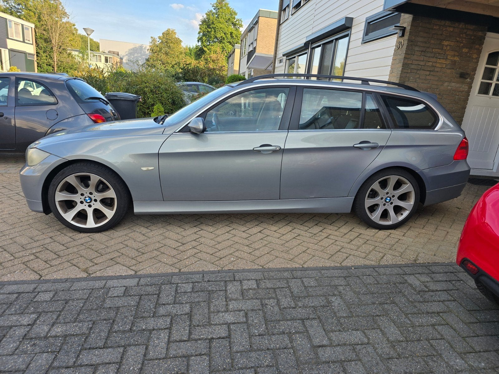 BMW 3-Serie 2.5 I 325 Touring 2006 Grijs, Achterwielaandrijving, Zwart, 2497 cc, 1445 kg